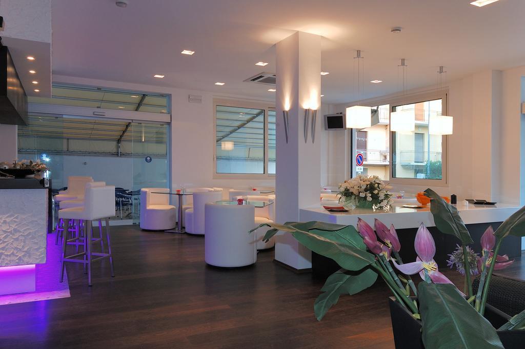 Medi Garden Hotel&Residence Alba Adriatica Zewnętrze zdjęcie