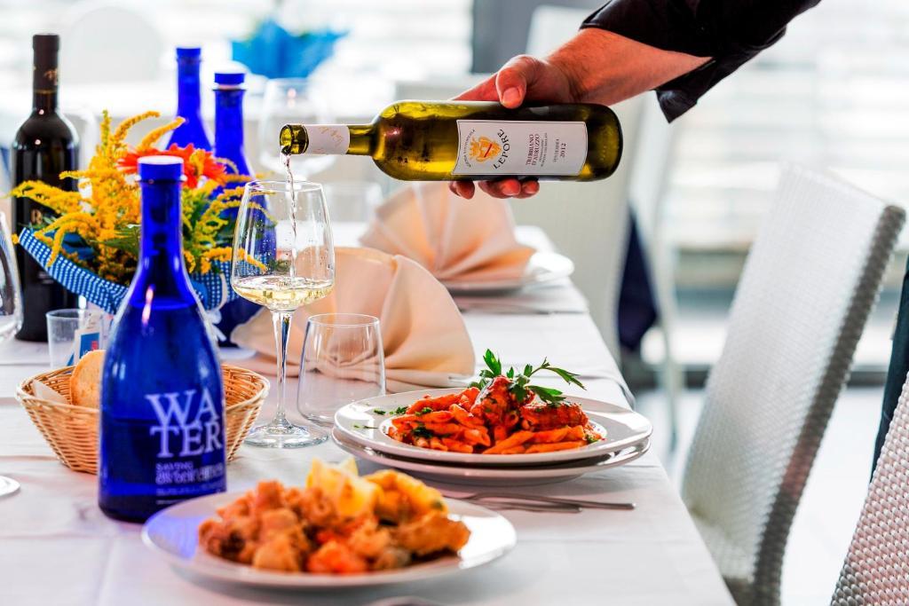 Medi Garden Hotel&Residence Alba Adriatica Zewnętrze zdjęcie
