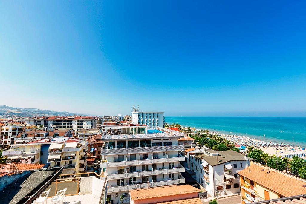 Medi Garden Hotel&Residence Alba Adriatica Zewnętrze zdjęcie