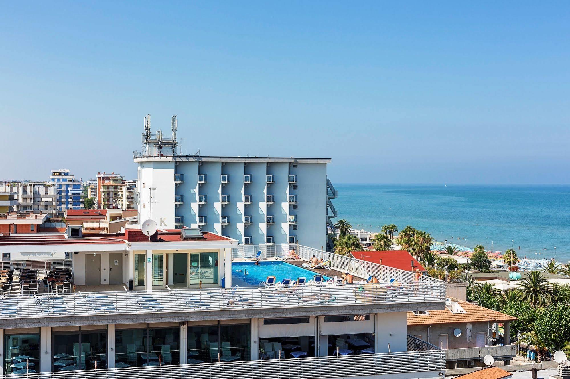 Medi Garden Hotel&Residence Alba Adriatica Zewnętrze zdjęcie