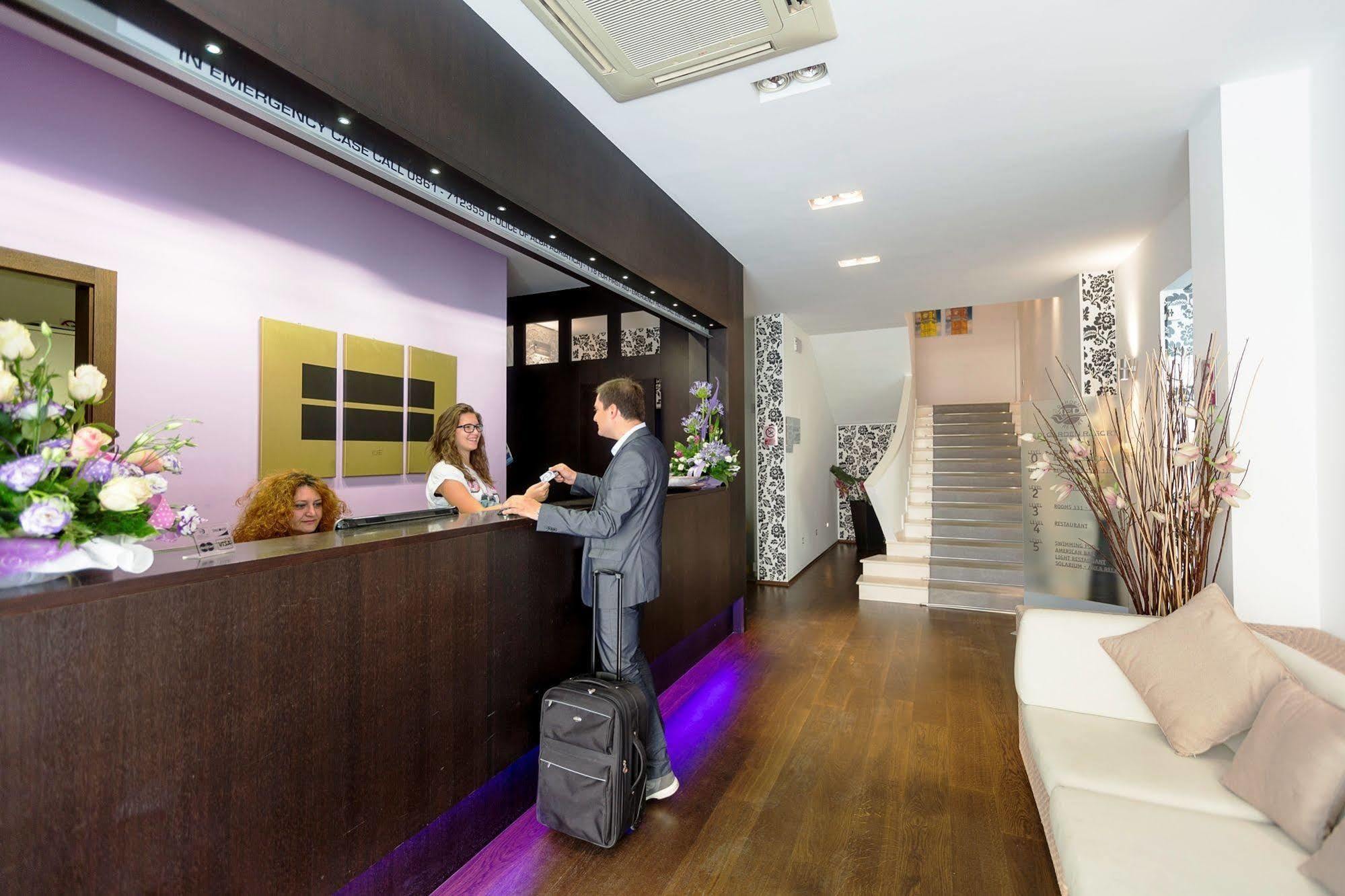 Medi Garden Hotel&Residence Alba Adriatica Zewnętrze zdjęcie